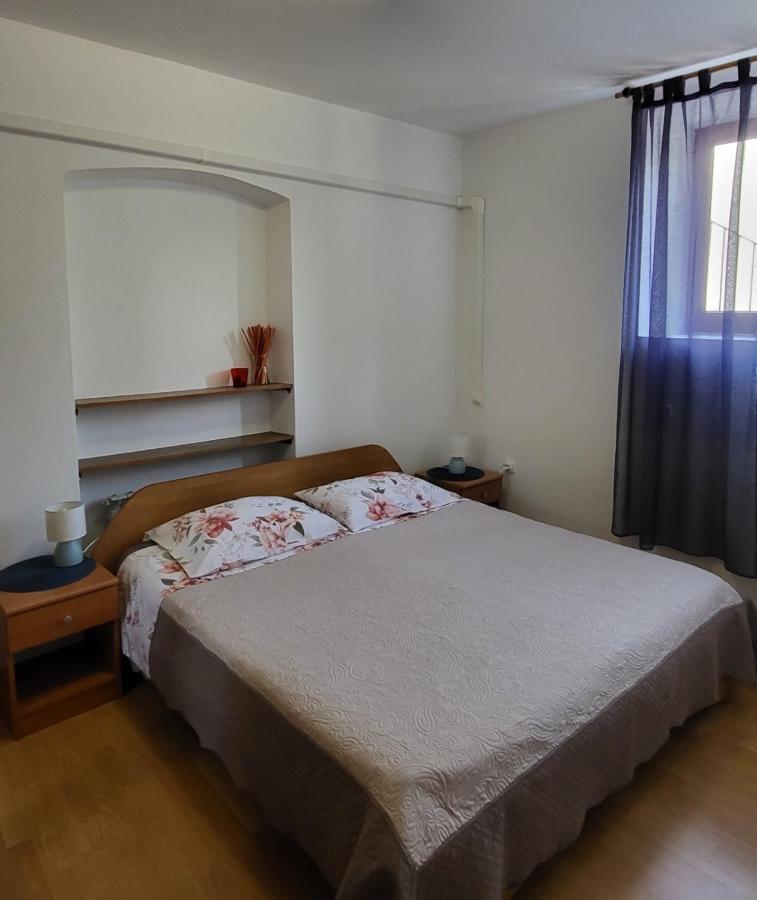 Stella apartments Vinkuran Esterno foto